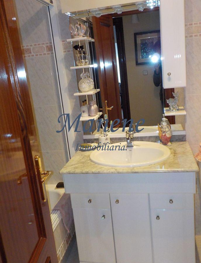 For sale of flat in Sopelana