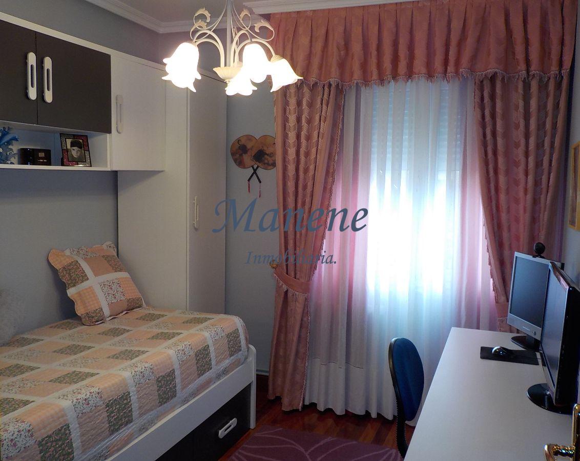 For sale of flat in Sopelana