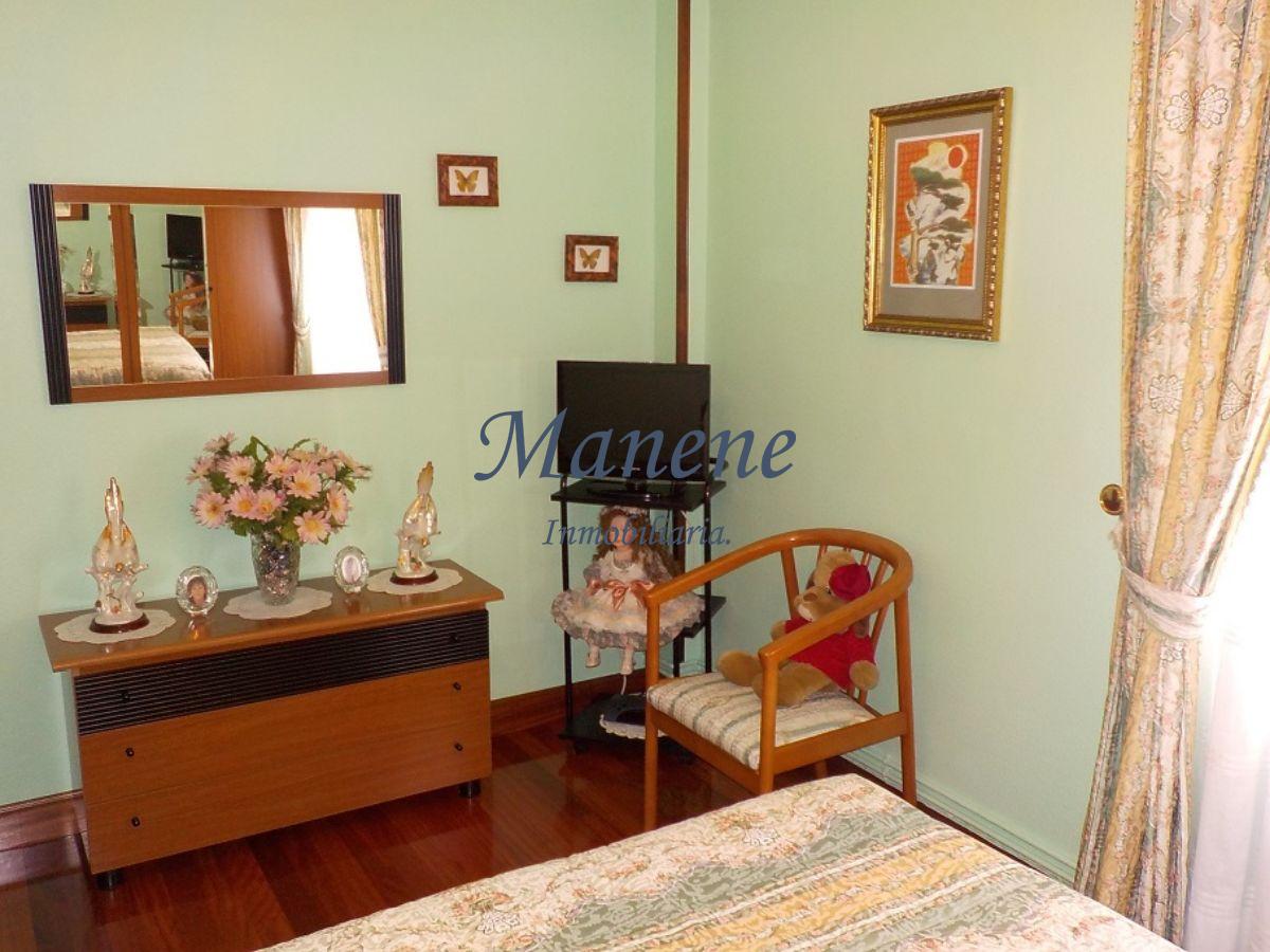 For sale of flat in Sopelana