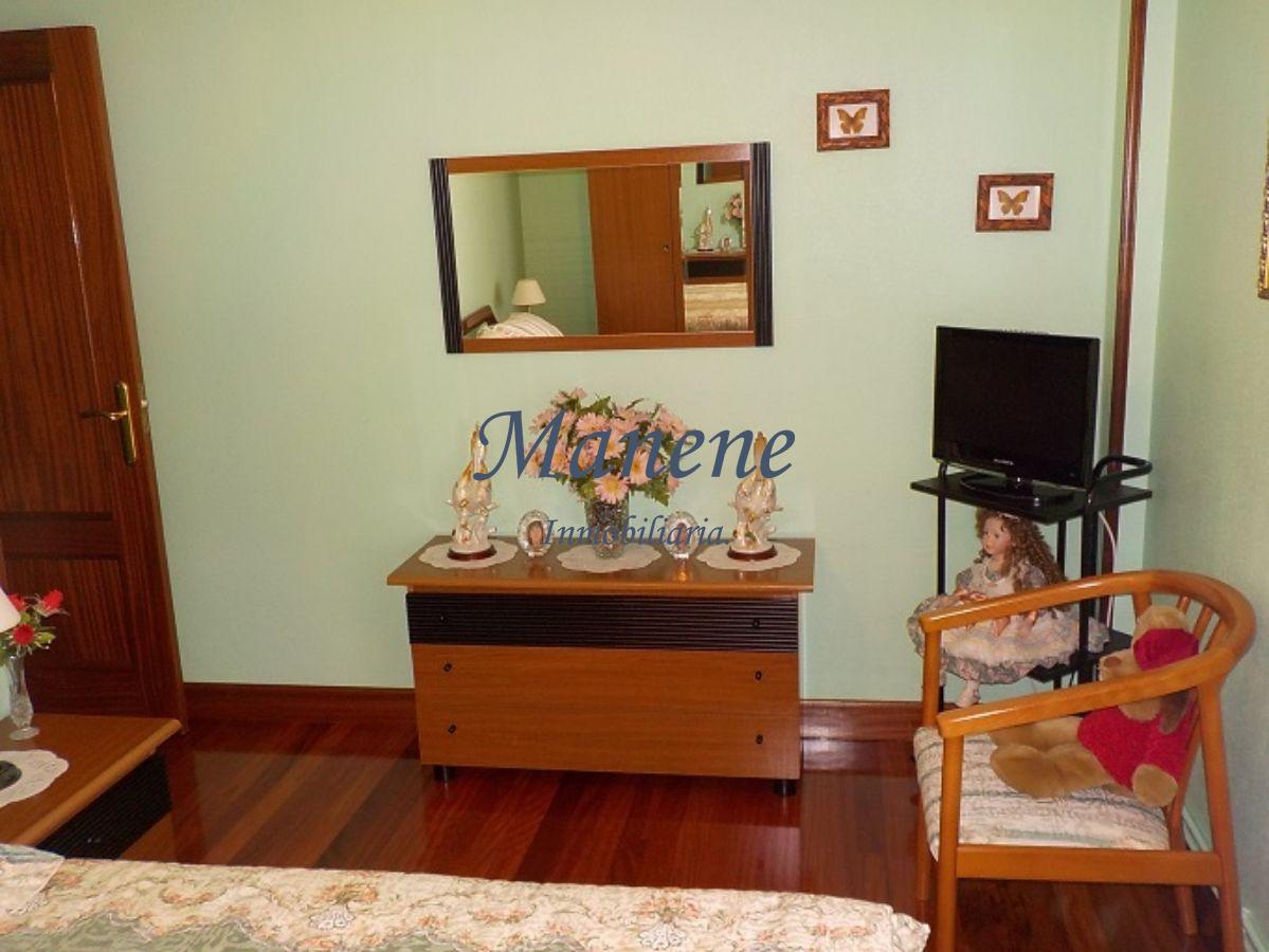 For sale of flat in Sopelana