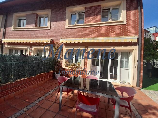 For sale of chalet in Gorliz