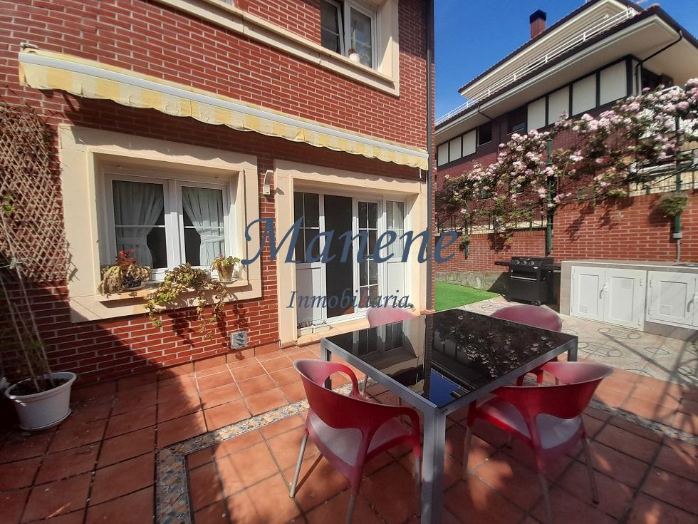 For sale of chalet in Gorliz