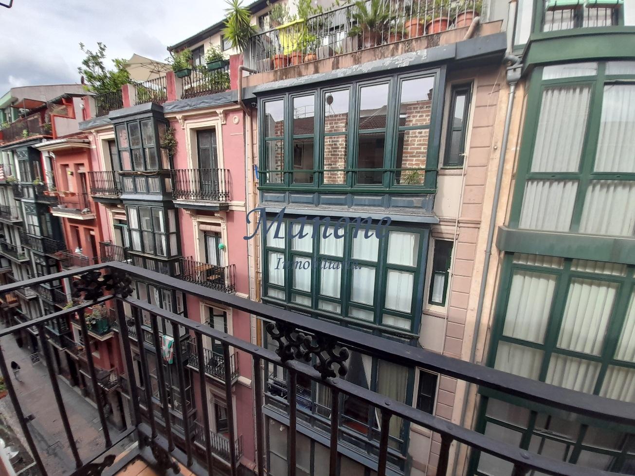 For sale of flat in Bilbao