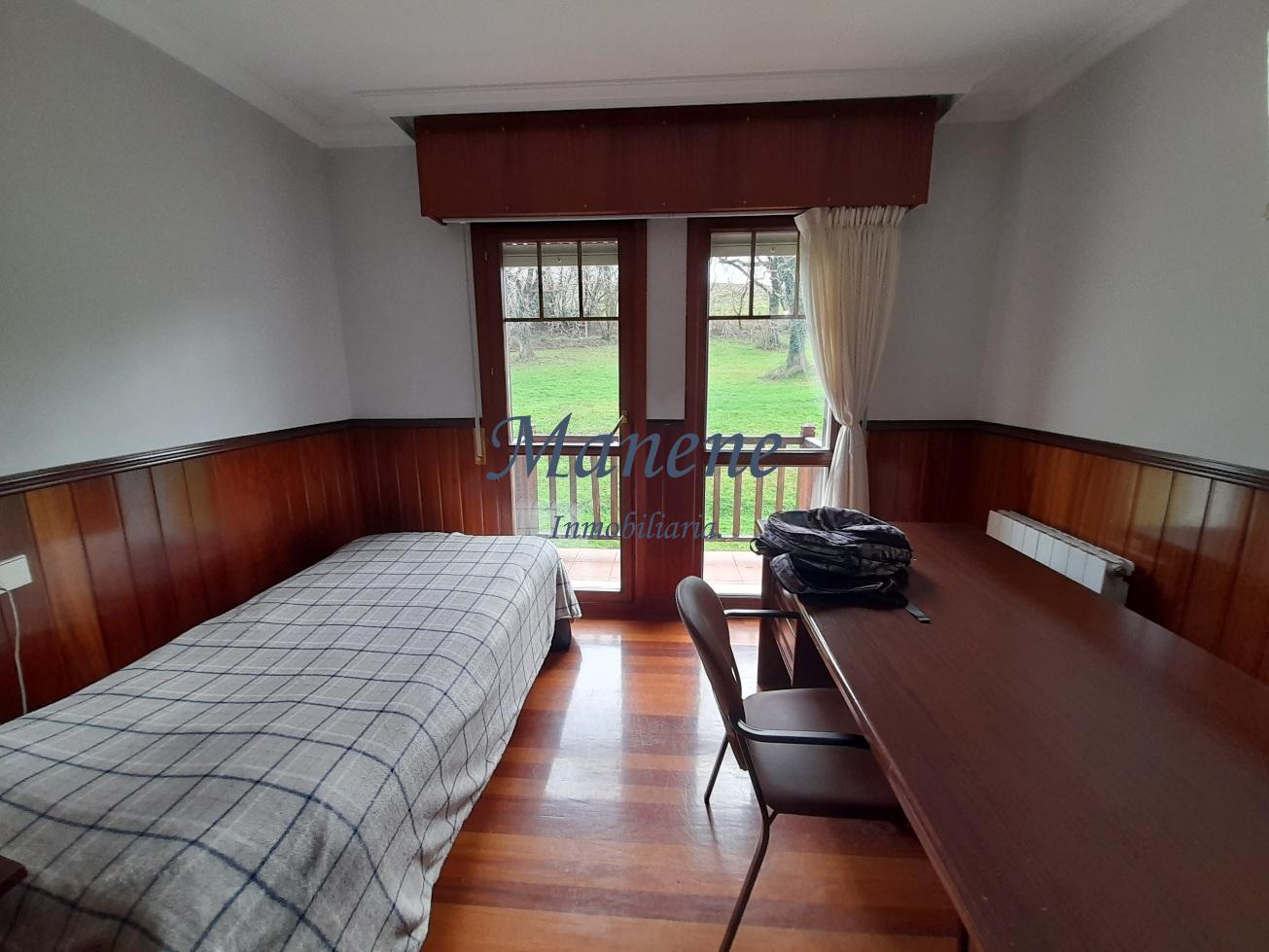 Venta de finca rústica en Laukiz