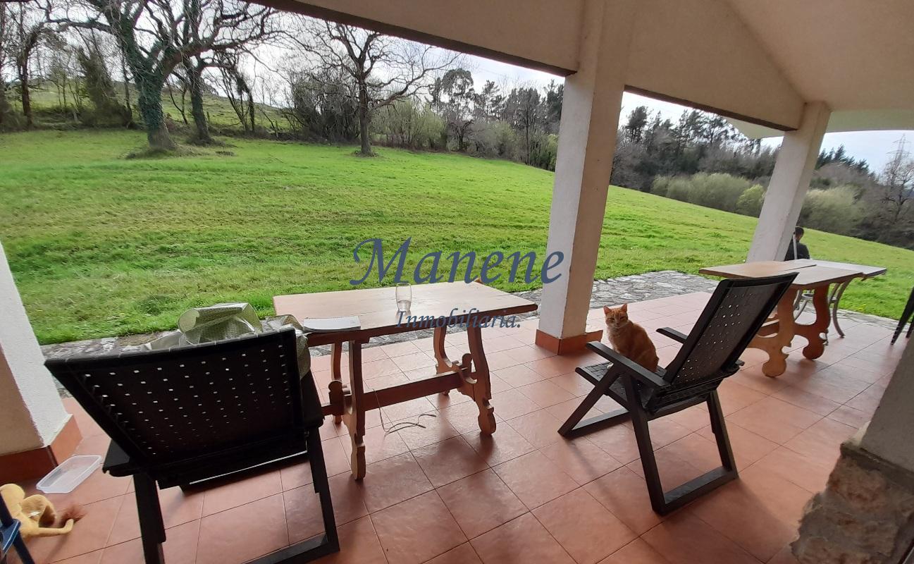 Venta de finca rústica en Laukiz