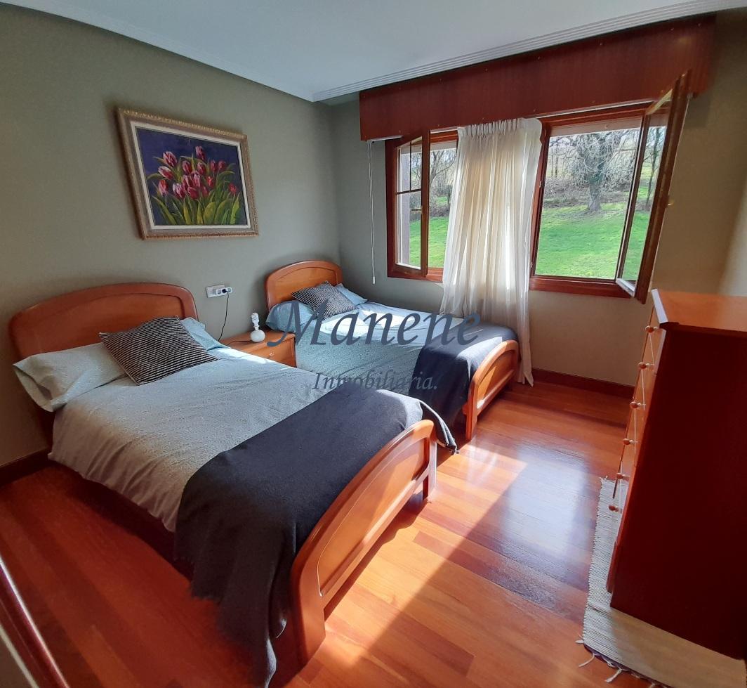 Venta de finca rústica en Laukiz
