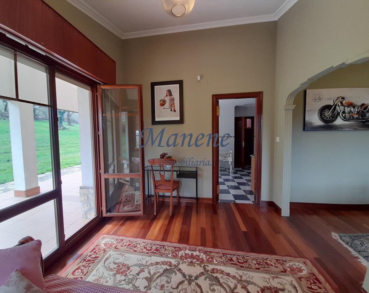 Venta de finca rústica en Laukiz