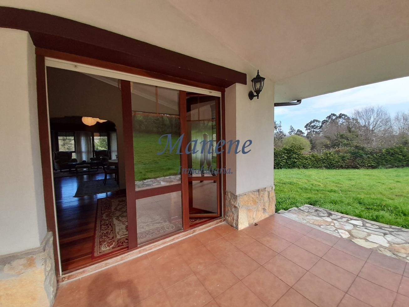 Venta de finca rústica en Laukiz