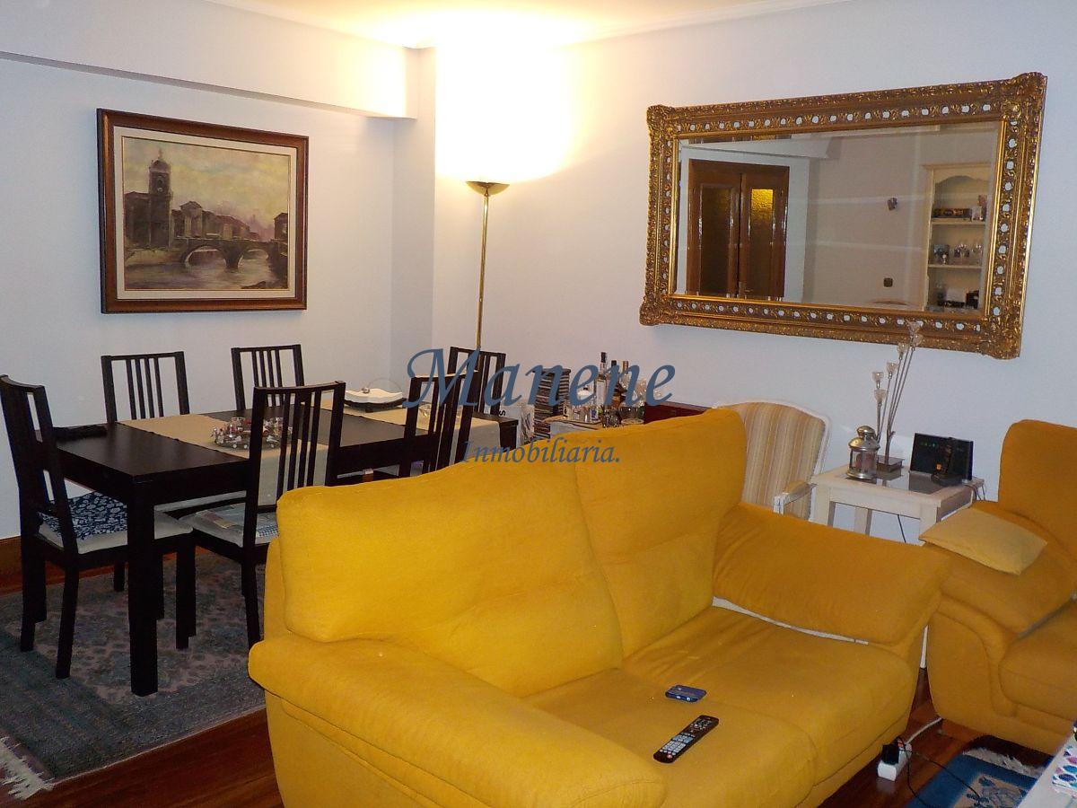 For sale of flat in Getxo