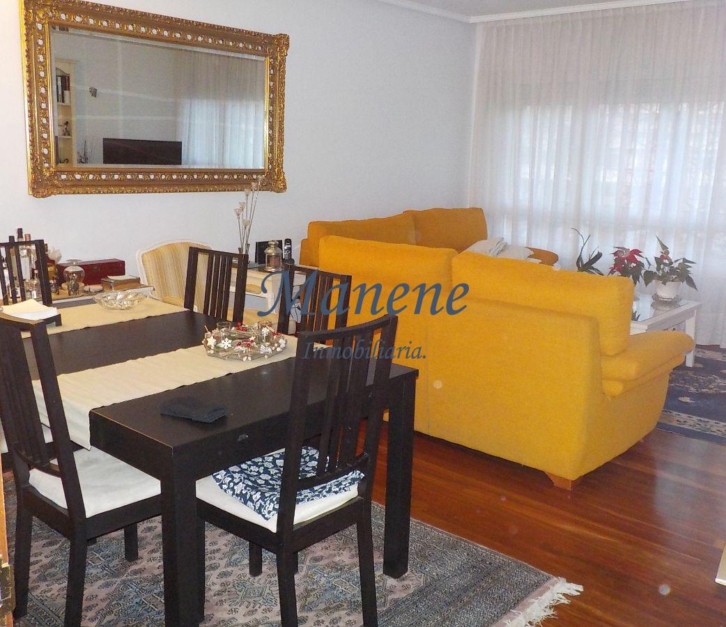 For sale of flat in Getxo