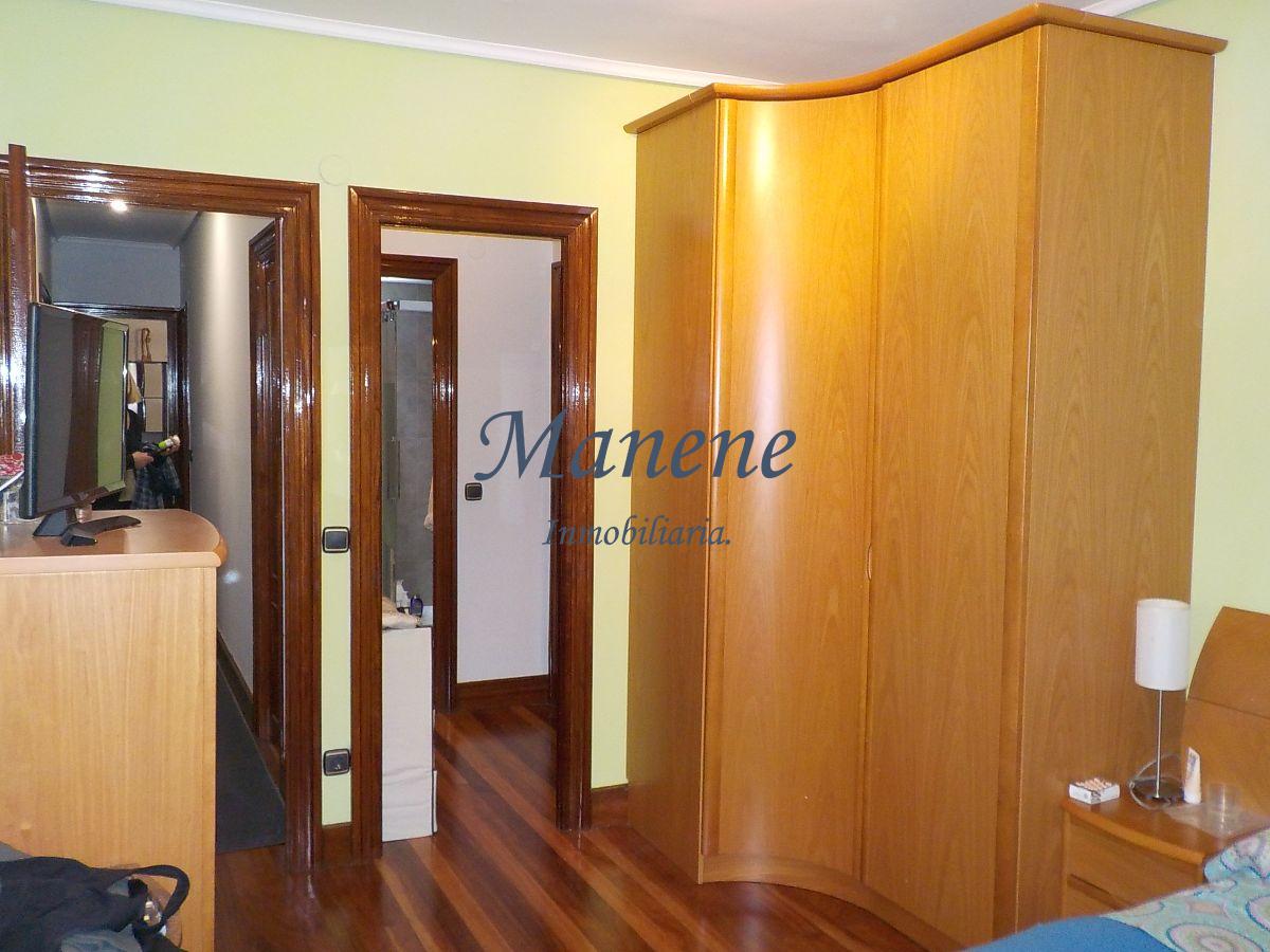 For sale of flat in Getxo