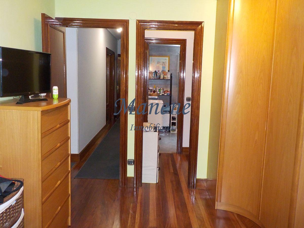 For sale of flat in Getxo