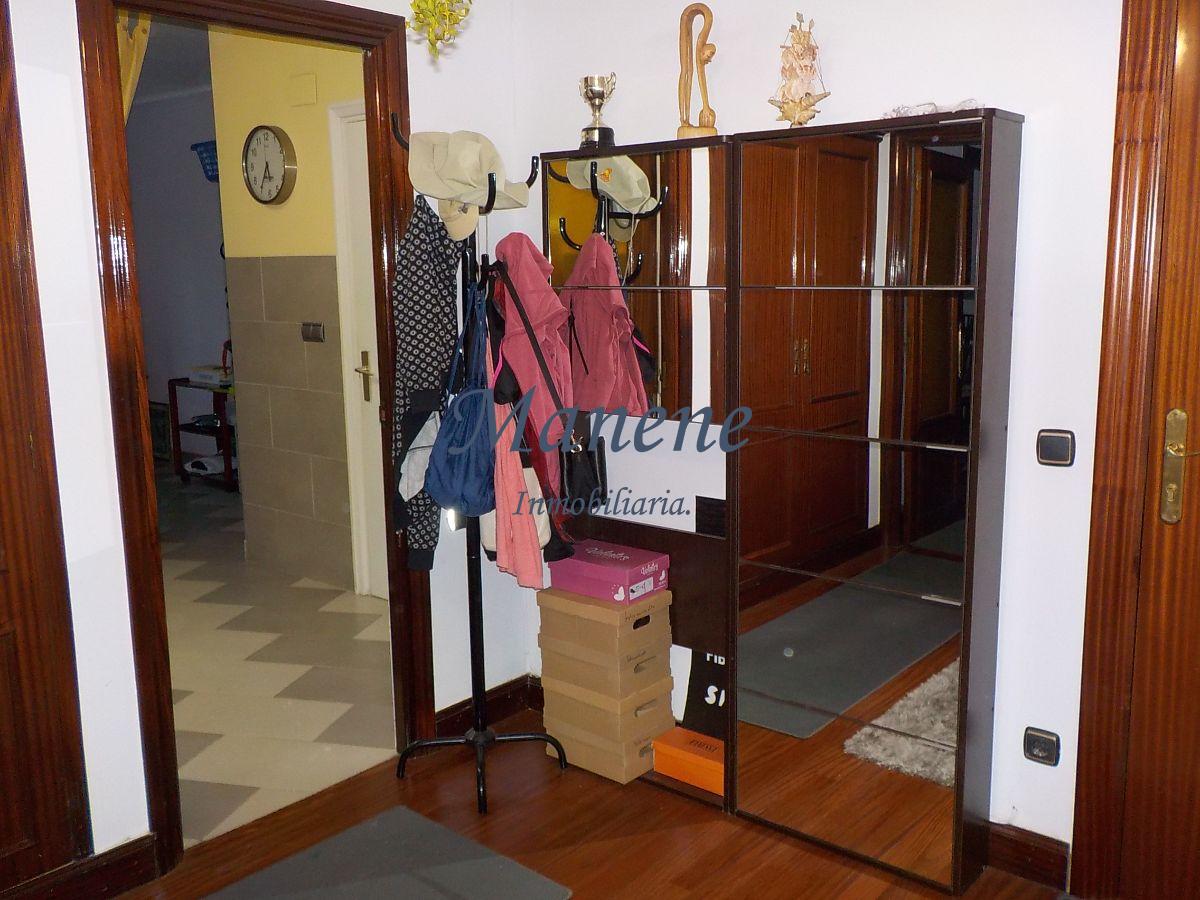 For sale of flat in Getxo