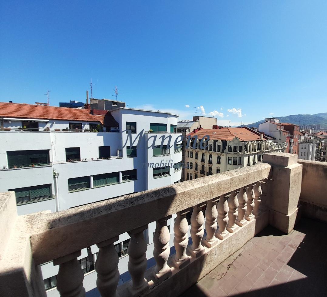 For sale of flat in Bilbao
