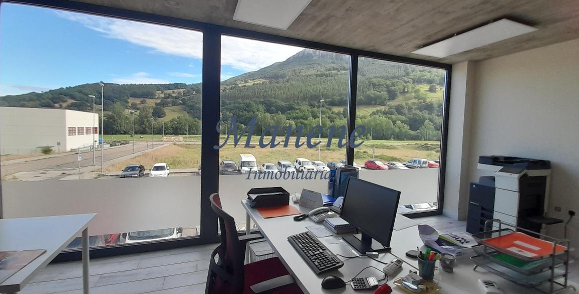 Venta de nave en Ramales de la Victoria