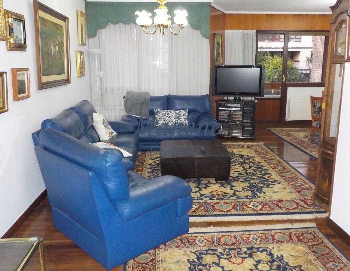 For sale of flat in Getxo