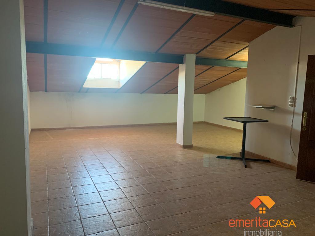 For sale of chalet in Guareña