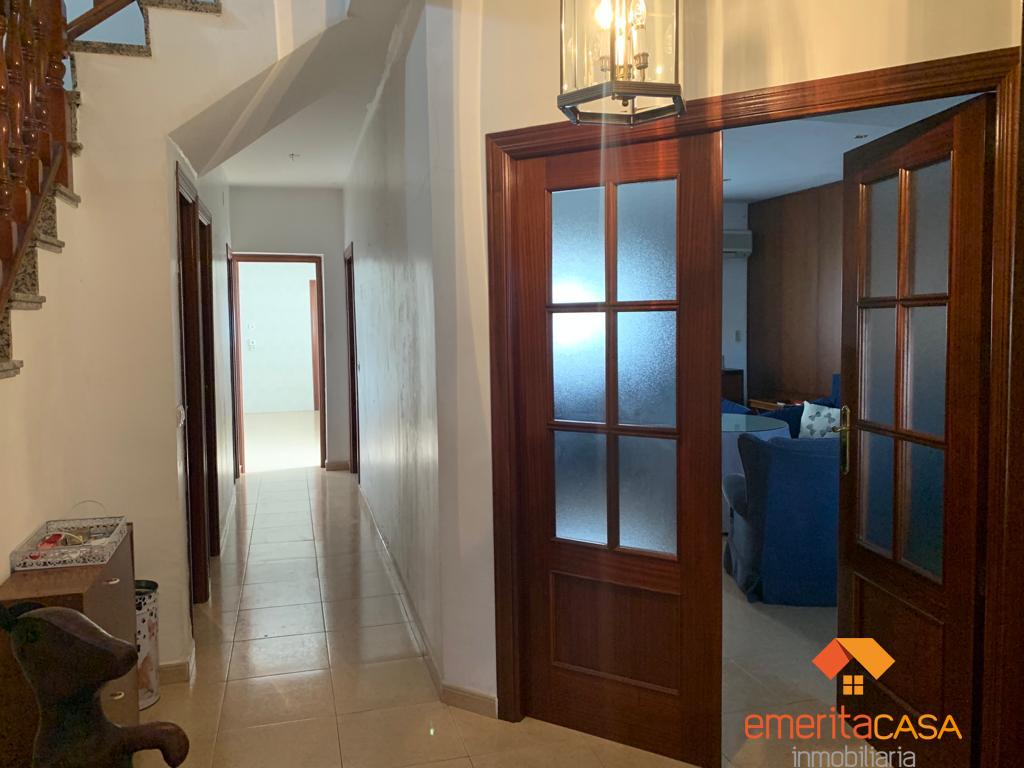 For sale of chalet in Guareña