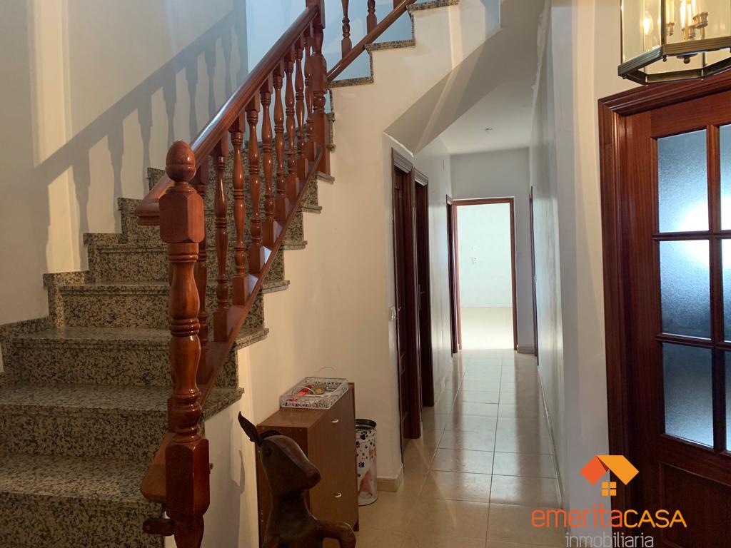 For sale of chalet in Guareña