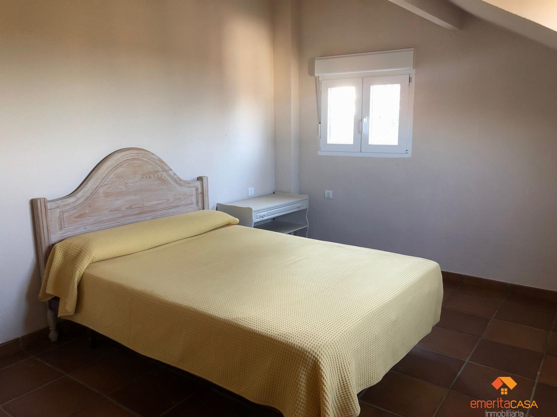 For sale of flat in Valverde de Mérida