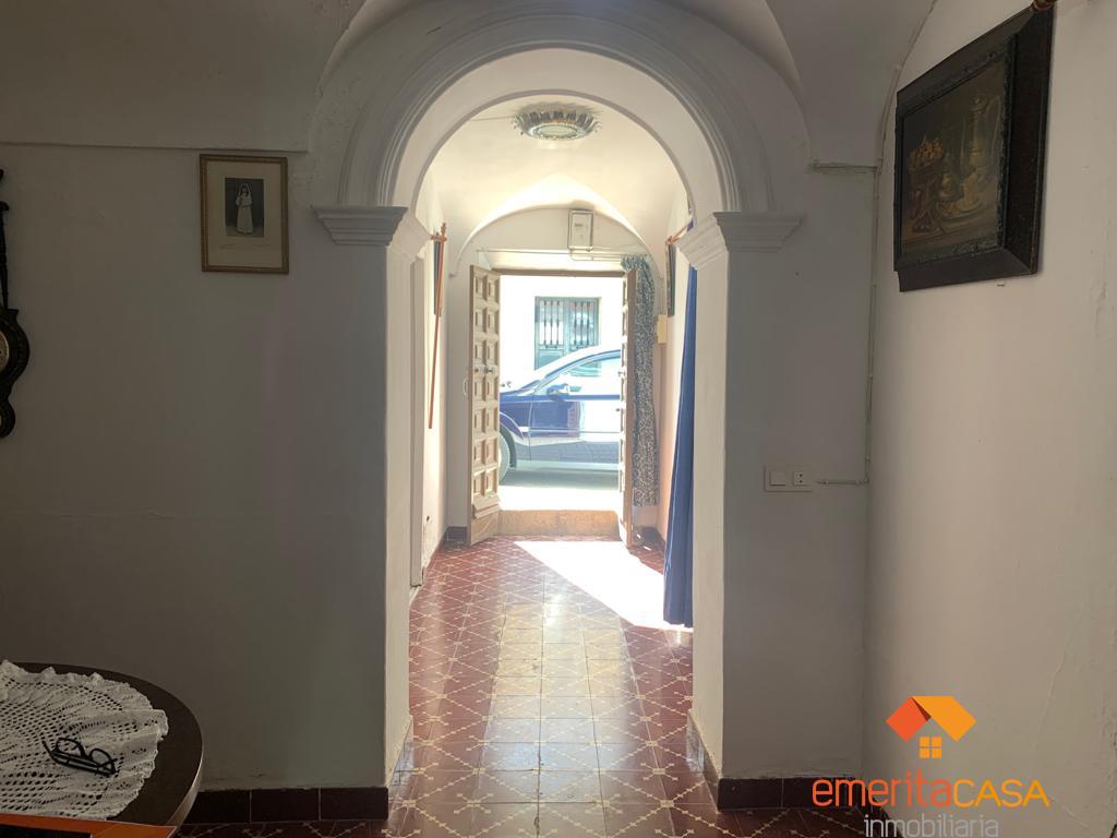 For sale of house in Valverde de Mérida