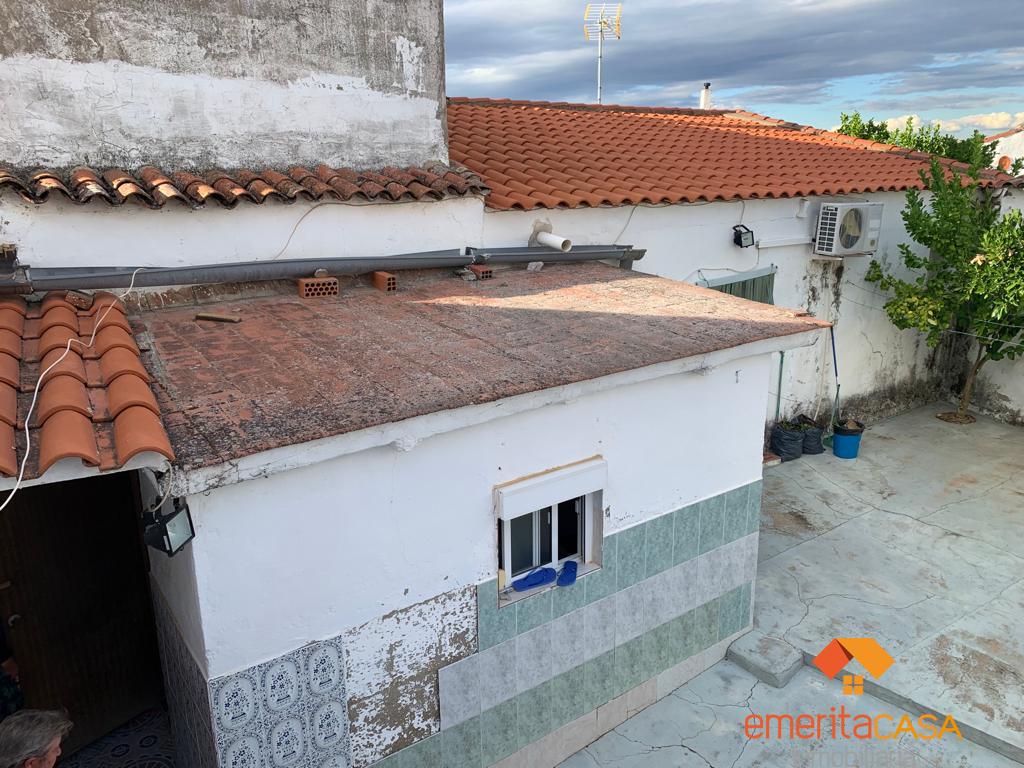 Venta de casa en Aljucén
