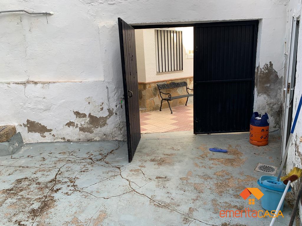 Venta de casa en Aljucén