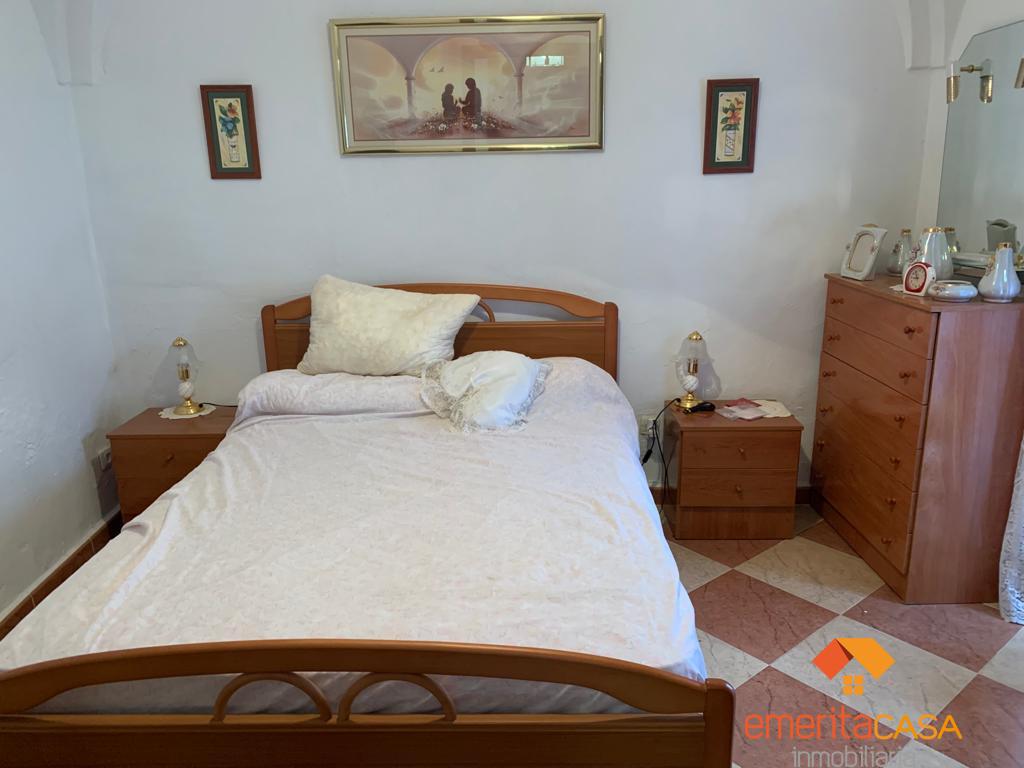 Venta de casa en Aljucén