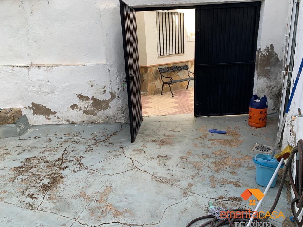 Venta de casa en Aljucén