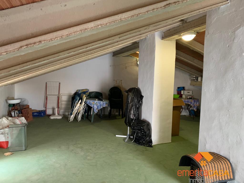 Venta de casa en Aljucén