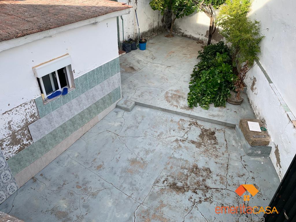 Venta de casa en Aljucén