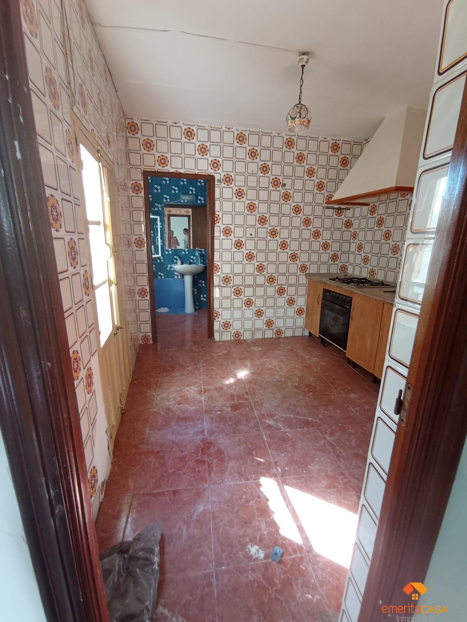 For sale of house in Valverde de Mérida