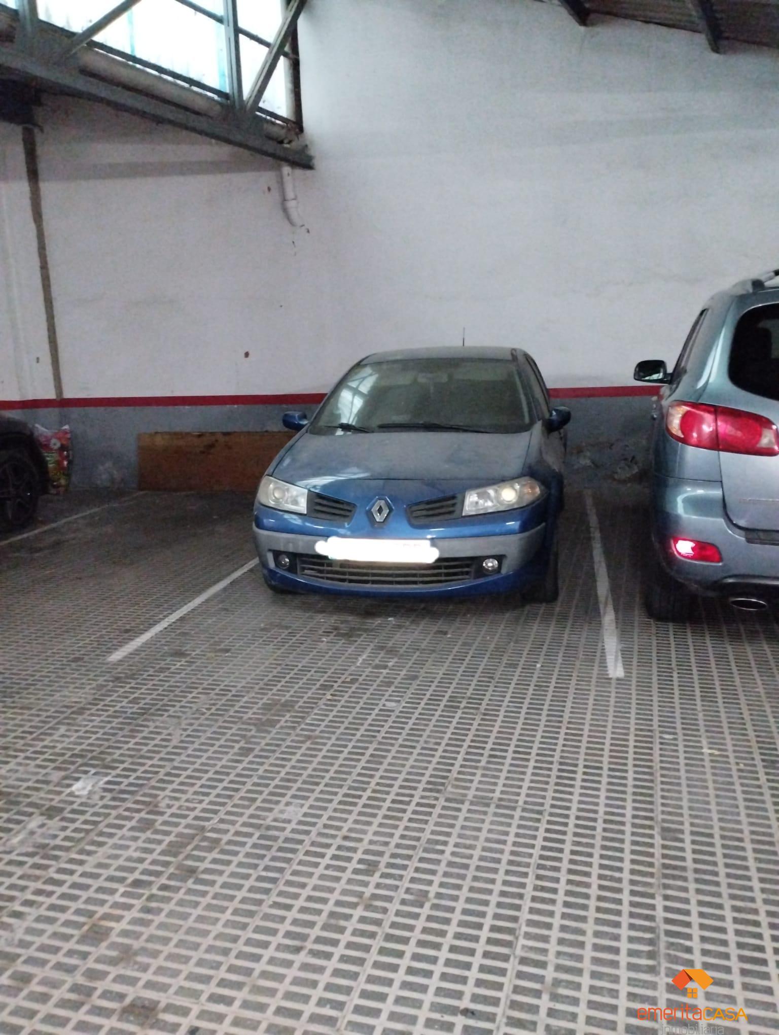 For sale of garage in Mérida