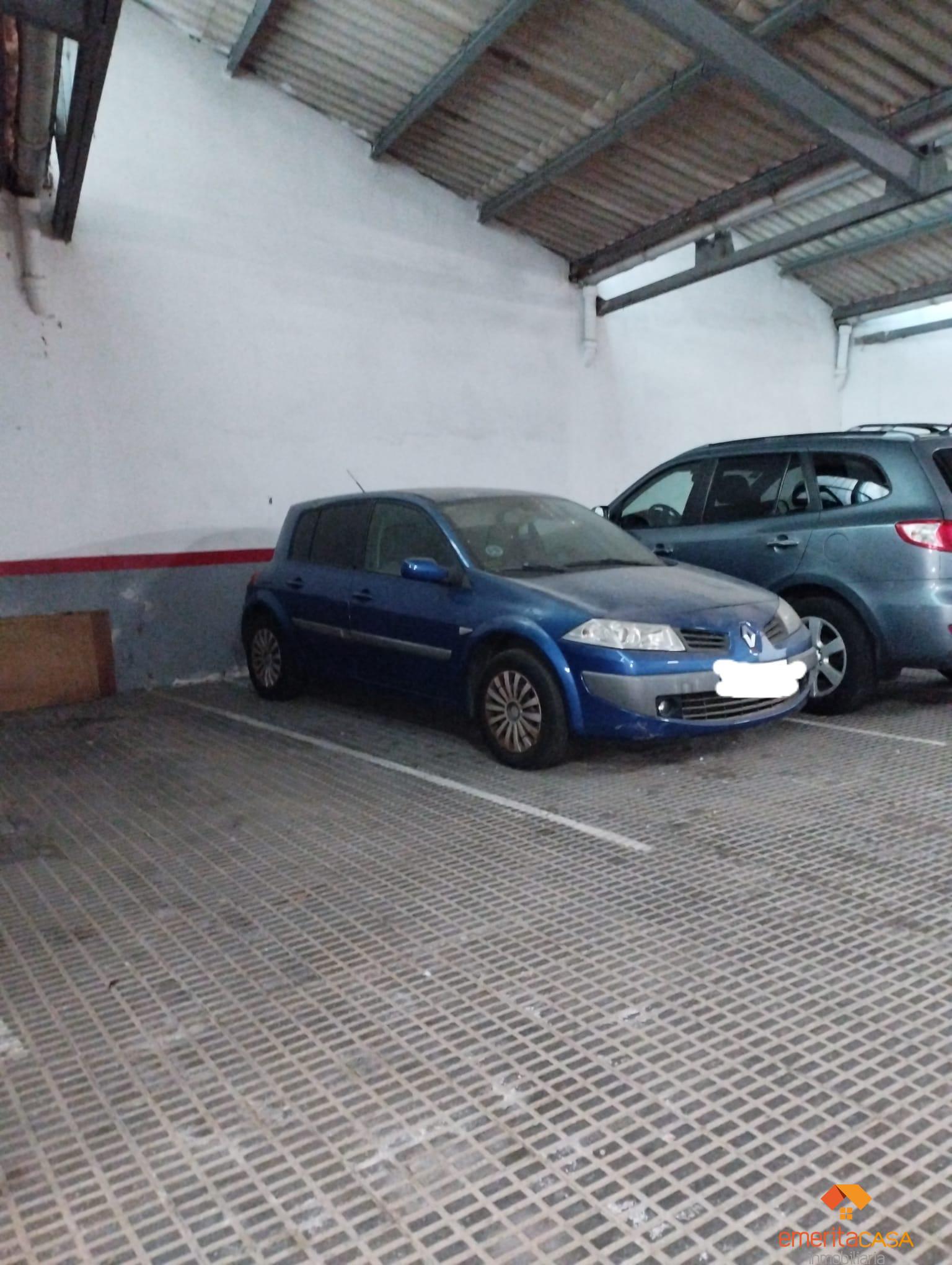 For sale of garage in Mérida