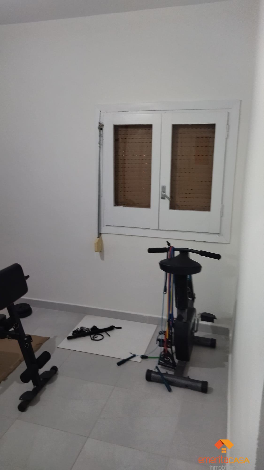 For sale of house in Aljucén