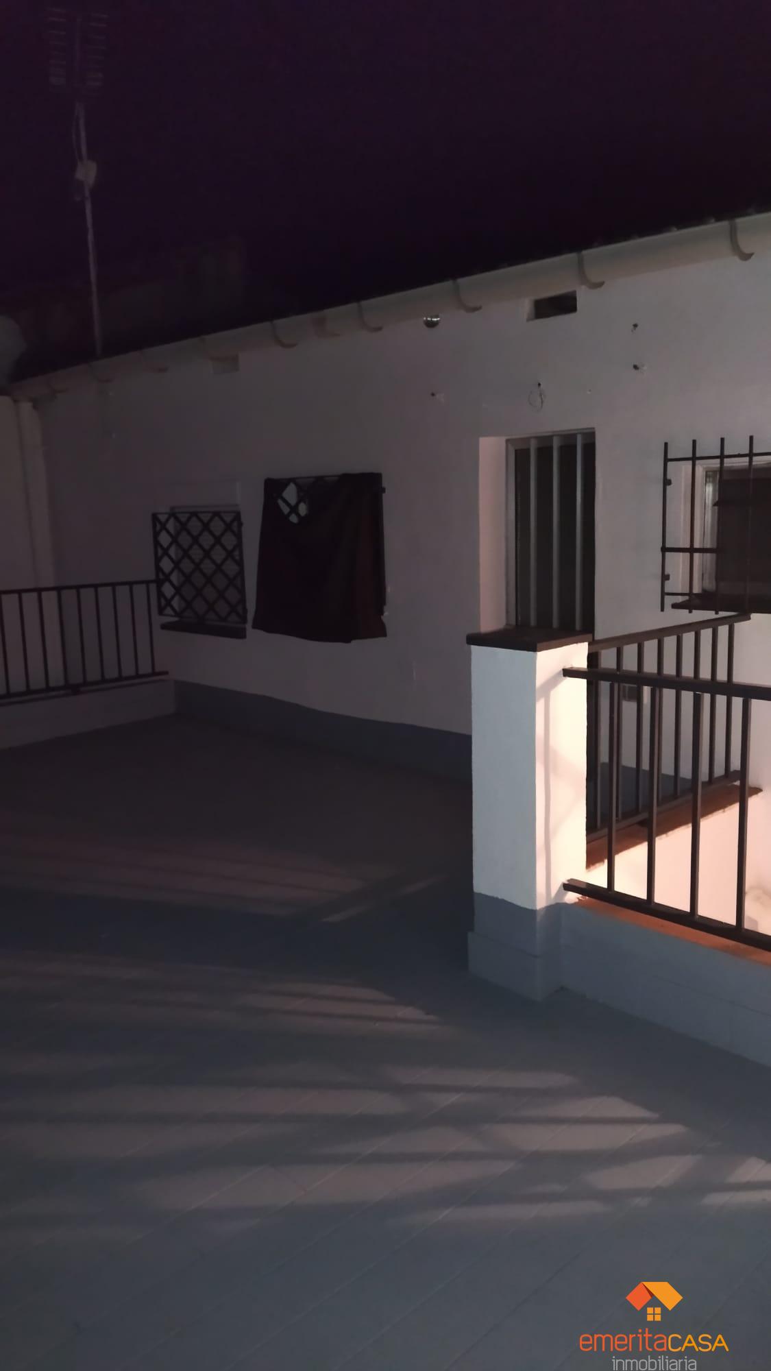 For sale of house in Aljucén