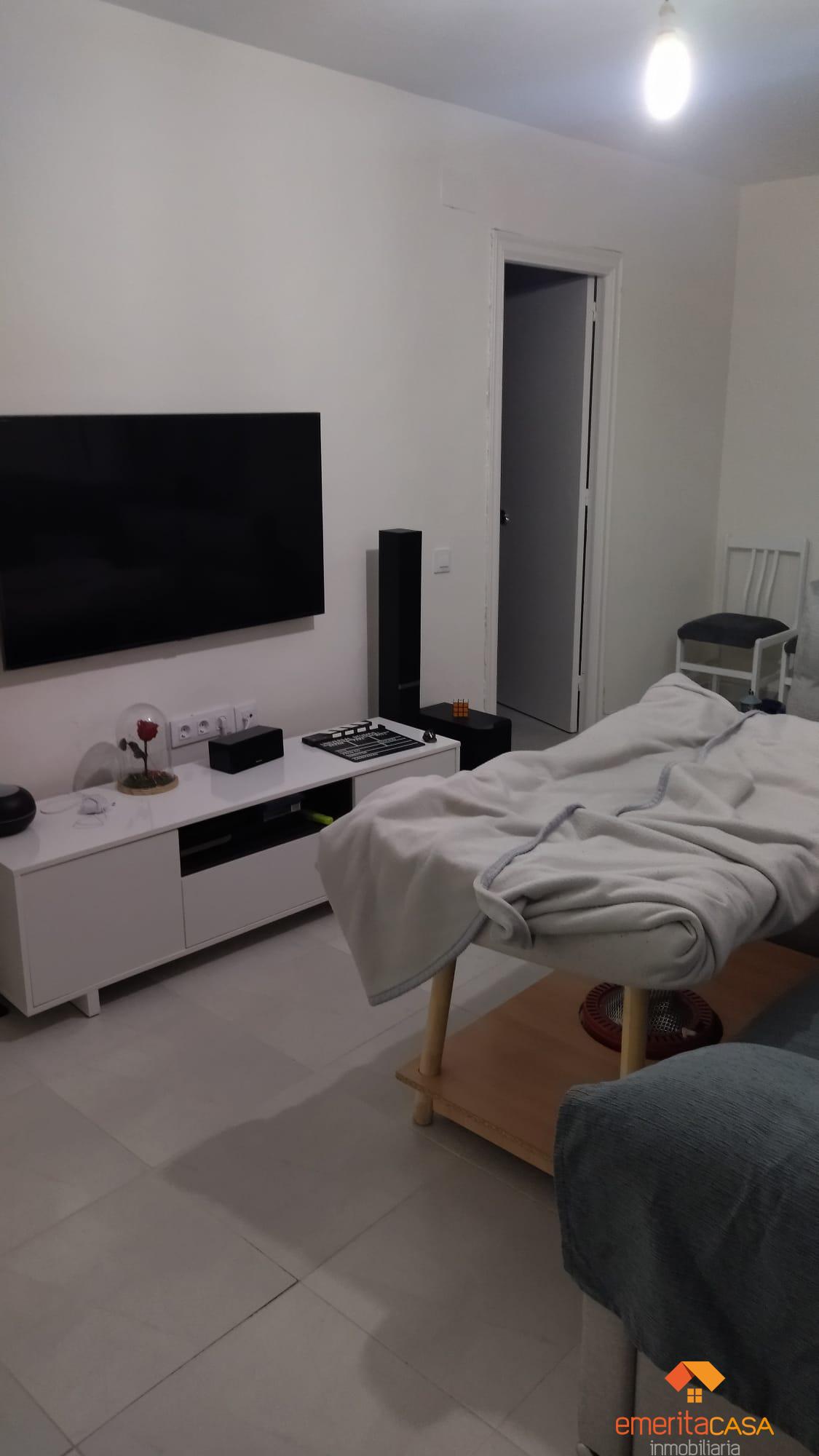 For sale of house in Aljucén