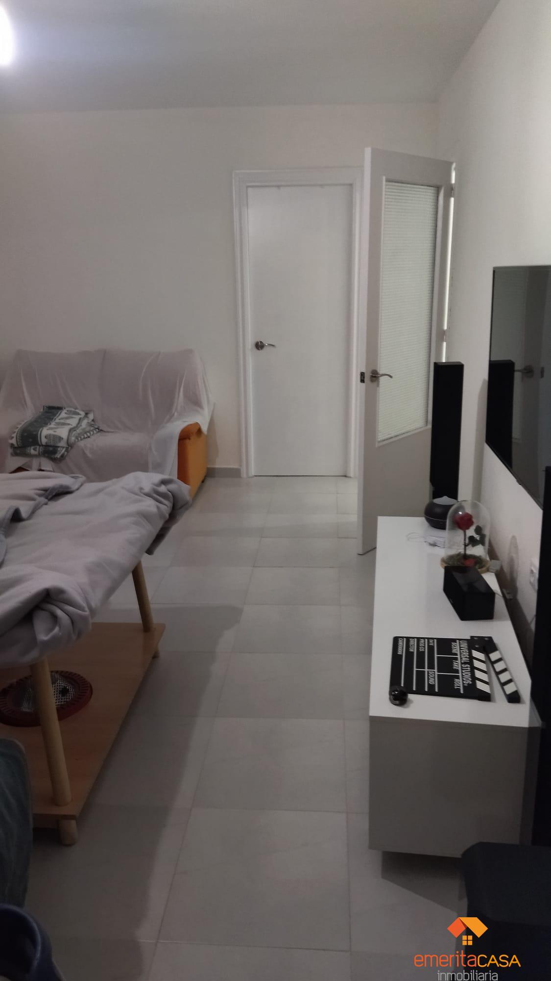 For sale of house in Aljucén