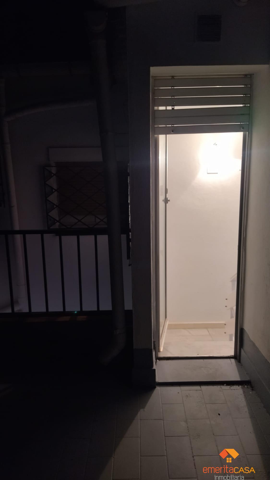For sale of house in Aljucén