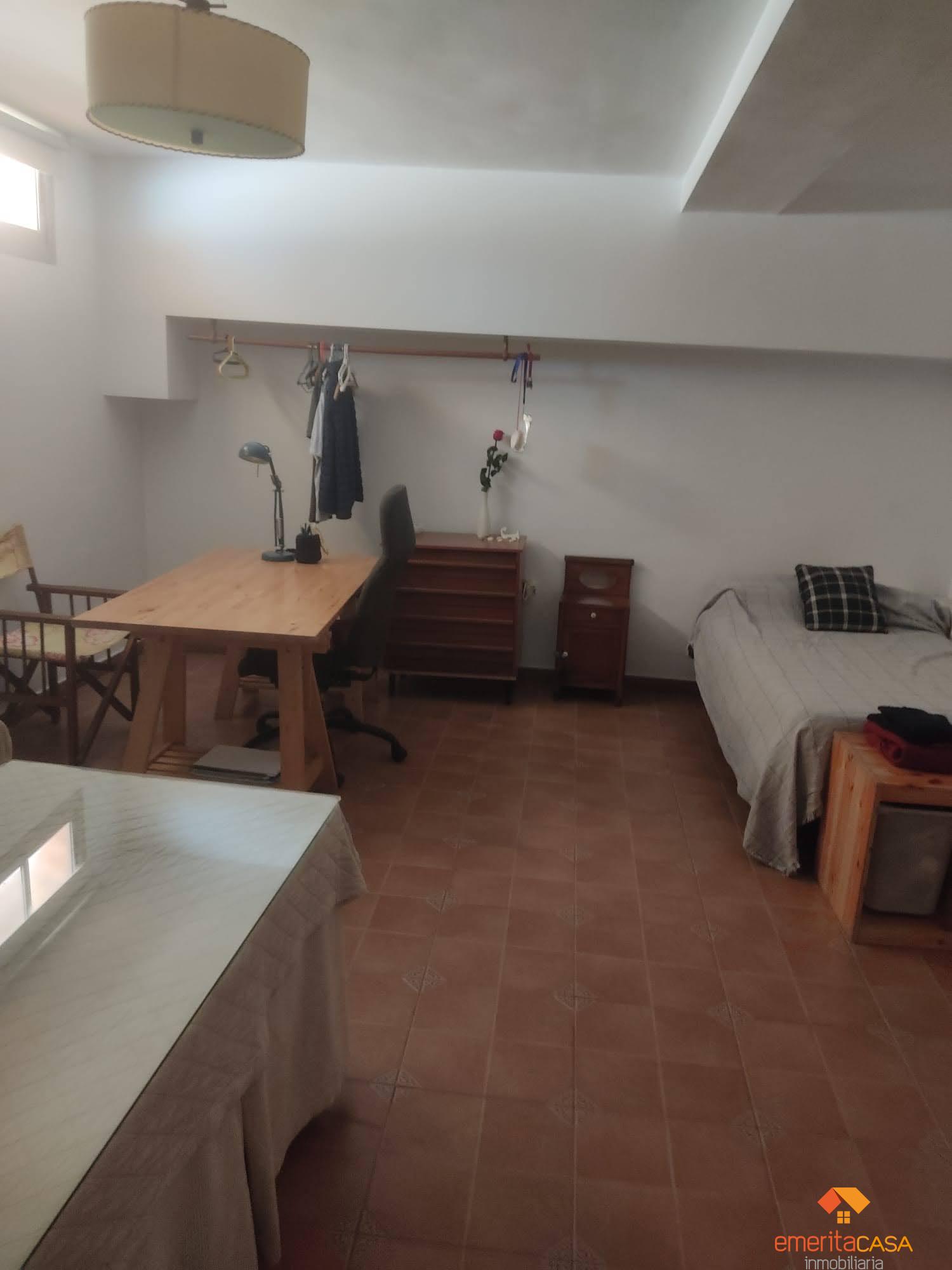 For sale of chalet in Mérida