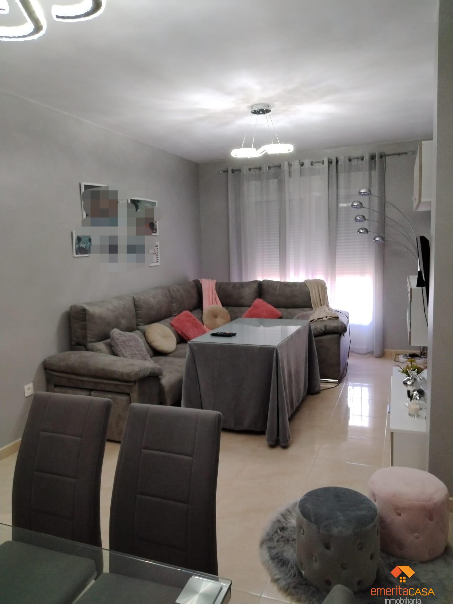 For sale of duplex in San Pedro de Mérida