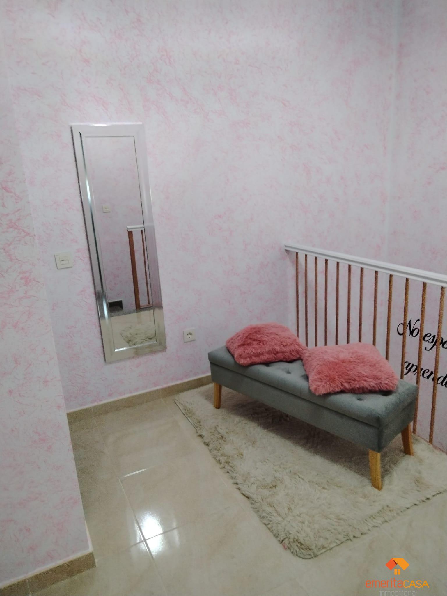For sale of duplex in San Pedro de Mérida