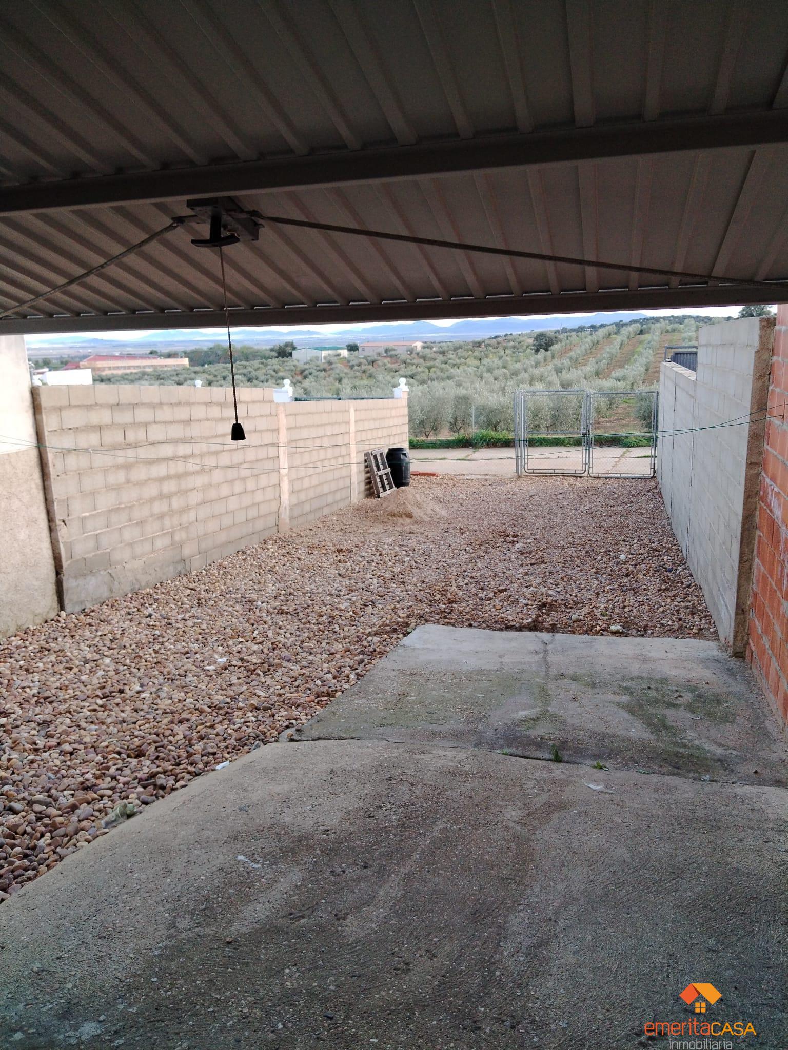 For sale of duplex in San Pedro de Mérida