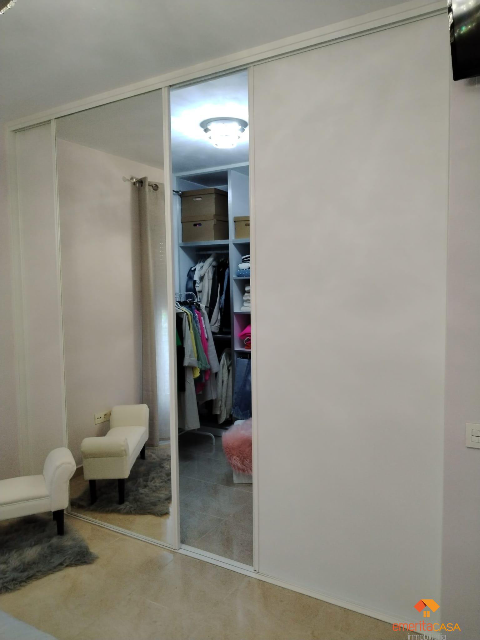 For sale of duplex in San Pedro de Mérida
