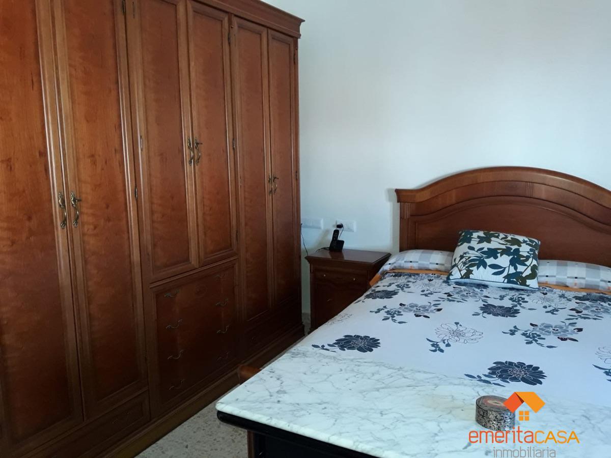 For sale of chalet in Mirandilla