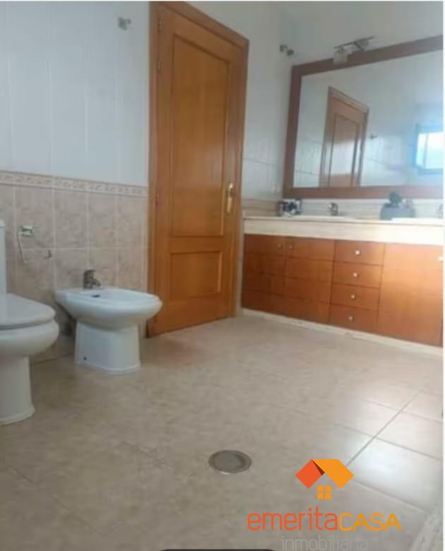 For sale of chalet in Mérida