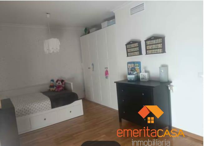 For sale of chalet in Mérida