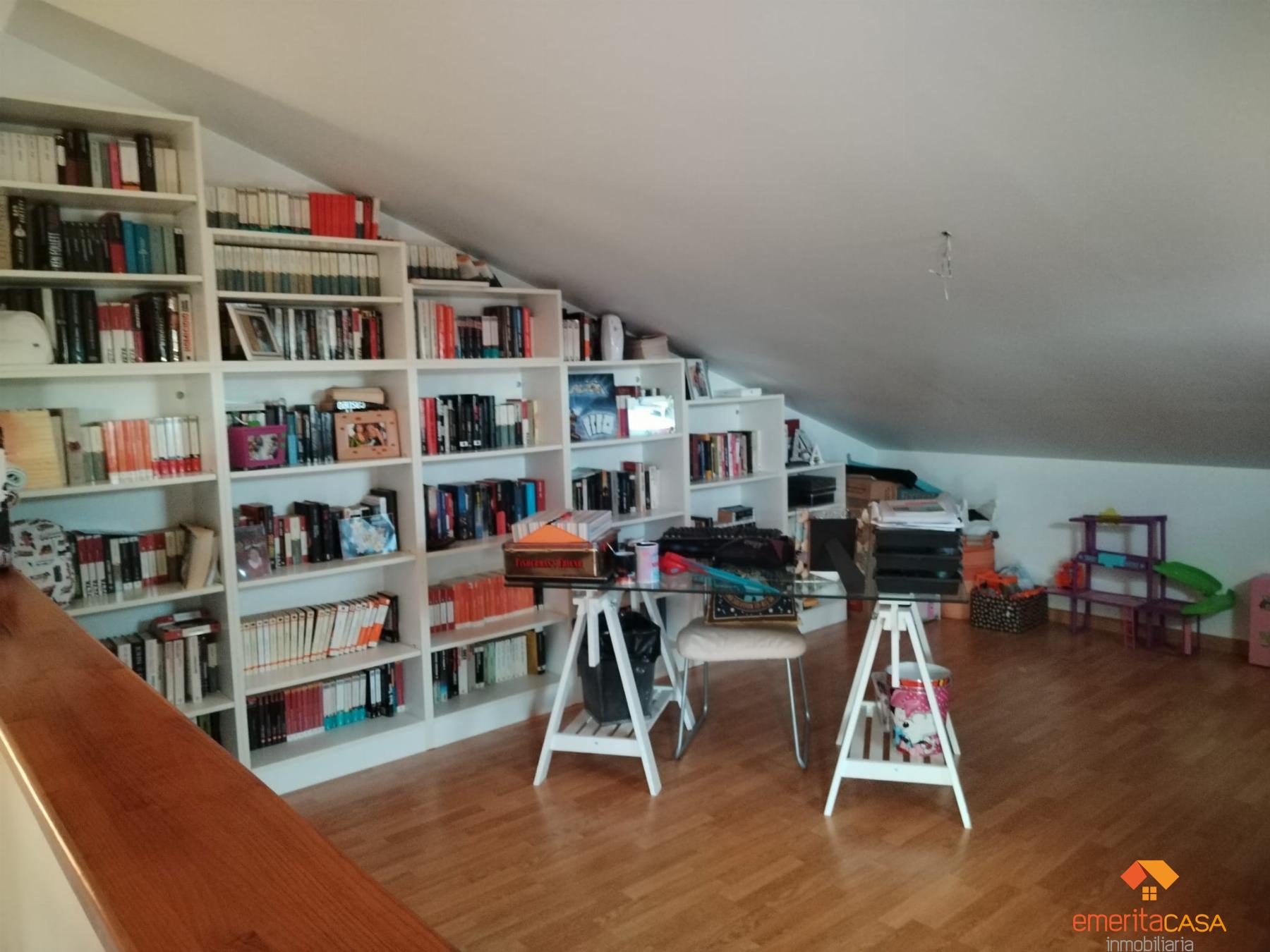 For sale of chalet in Mérida