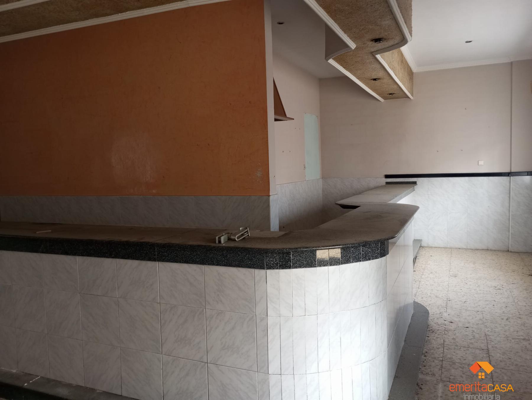 For sale of commercial in Mérida
