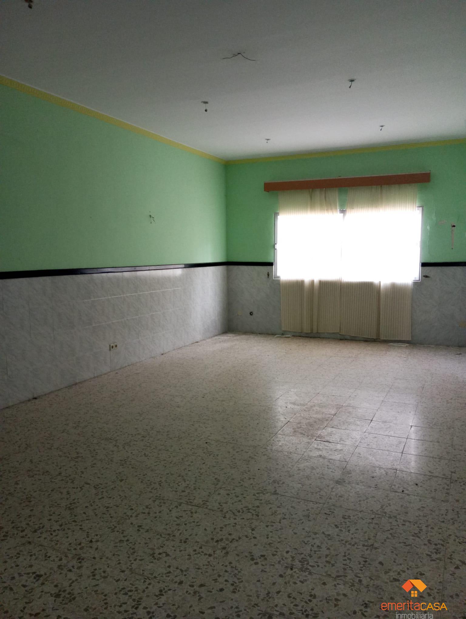 For sale of commercial in Mérida